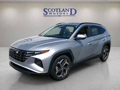 Used 2022 Hyundai Tucson SEL w/ Convenience + Premium Package FWD image 2