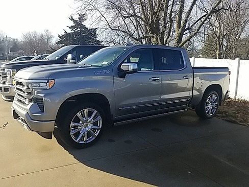 Certified 2024 Chevrolet Silverado 1500 High Country image 8