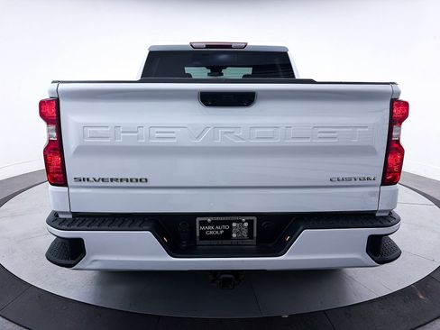 Used 2023 Chevrolet Silverado 1500 Custom image 13