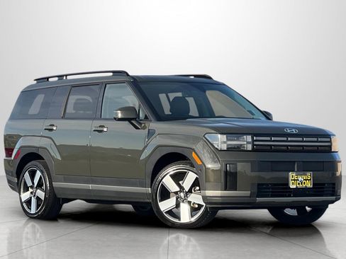 Used 2024 Hyundai Santa Fe Limited image 2