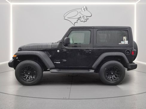 Used 2021 Jeep Wrangler Sport S image 2