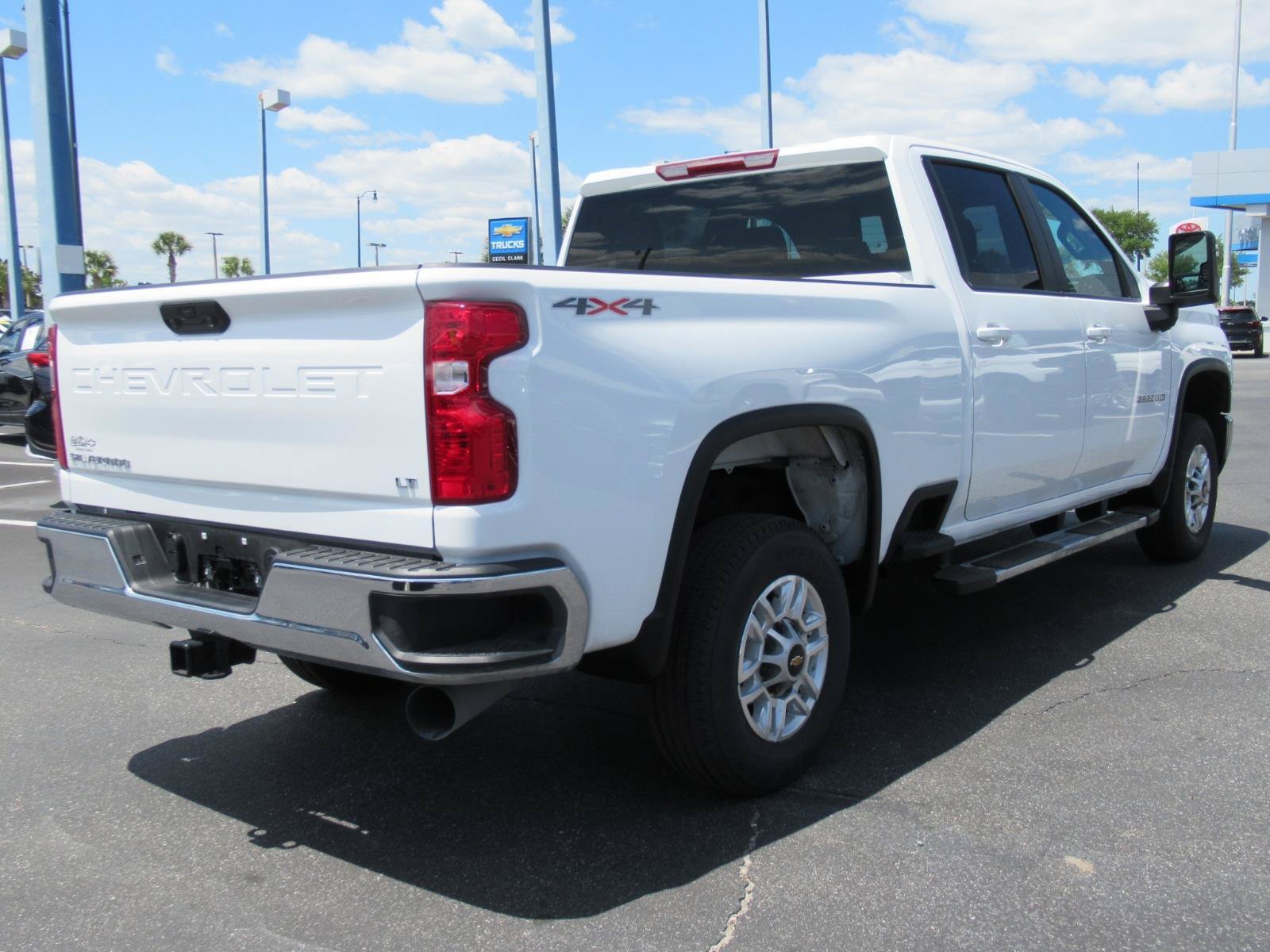 Certified 2025 Chevrolet Silverado 2500 LT w/ Convenience Package AWD/4WD image 5