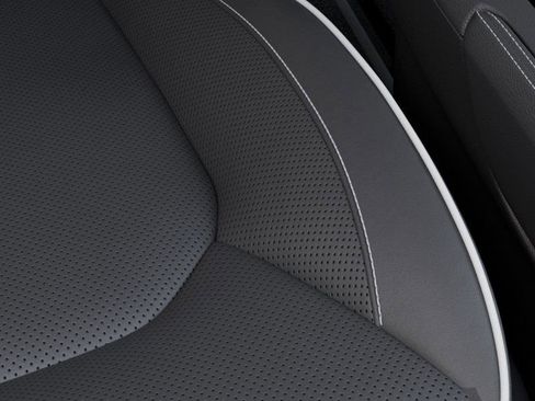 New 2026 Chrysler Pacifica Limited image 28