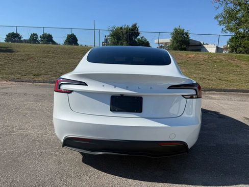 Used 2025 Tesla Model 3 RWD image 8