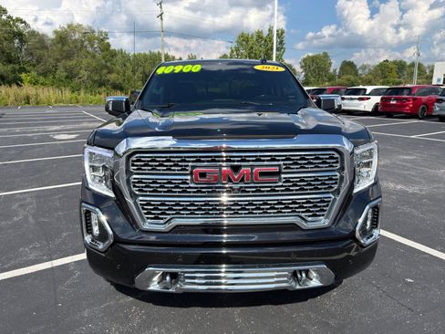 Used 2021 GMC Sierra 1500 Denali w/ Denali Carbonpro Edition AWD/4WD image 9