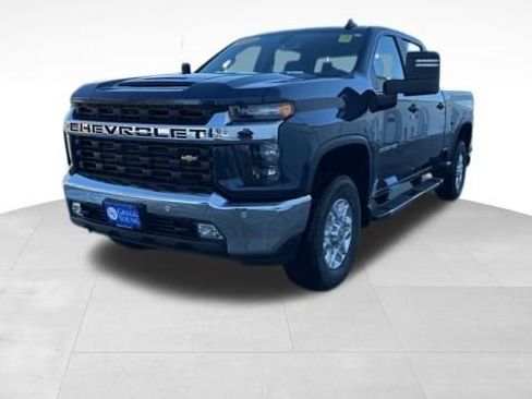 Used 2022 Chevrolet Silverado 2500 LT w/ All Star Edition image 3