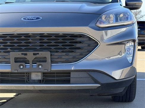 Used 2021 Ford Escape SEL w/ Technology Package image 9