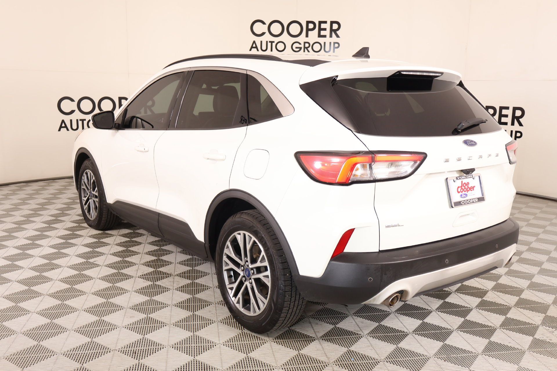 Used 2021 Ford Escape SEL FWD image 22