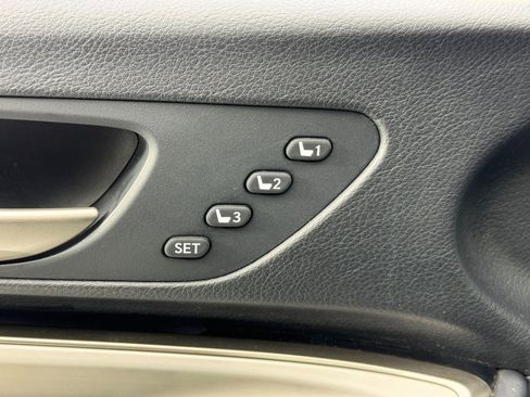 Used 2015 Lexus RC 350 image 17