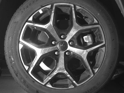 Used 2025 Jeep Compass Limited image 13