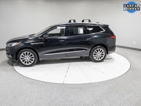 Used 2018 Buick Enclave Premium w/ Experience Buick Package image 38
