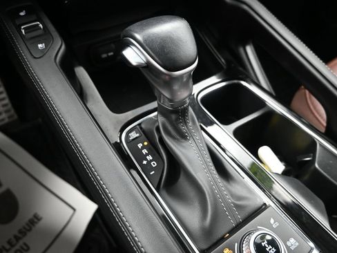 Certified 2025 Kia Telluride SX Prestige AWD/4WD image 25