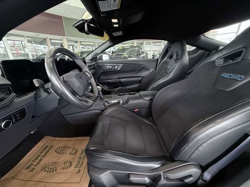 Used 2024 Ford Mustang Dark Horse image 27