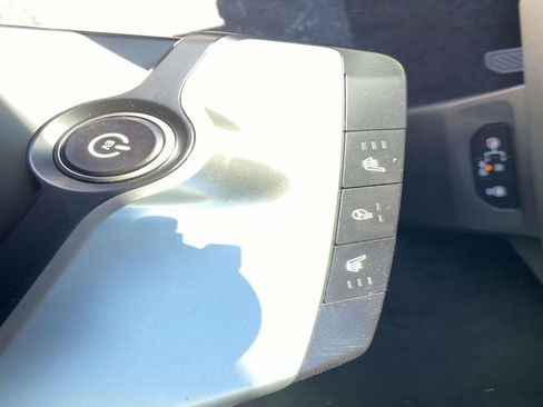 New 2025 Kia EV6 Light w/ Light LR Technology Package image 11