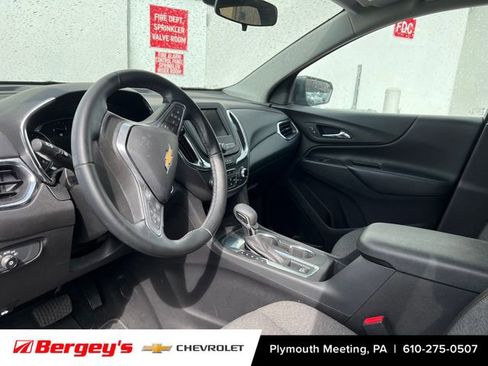 Used 2023 Chevrolet Equinox LT image 9