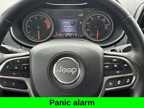 Used 2019 Jeep Cherokee Limited w/ Luxury Group FWD image 10
