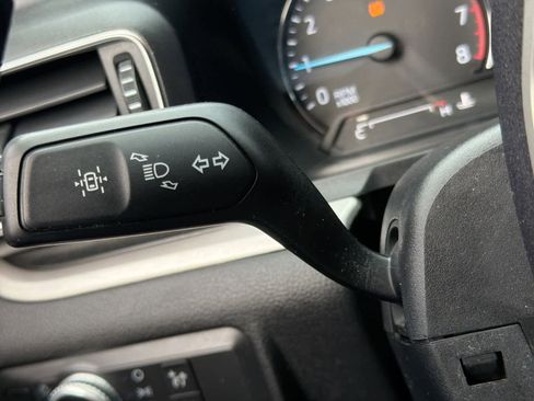 Used 2020 Ford Explorer XLT w/ Equipment Group 202A image 27