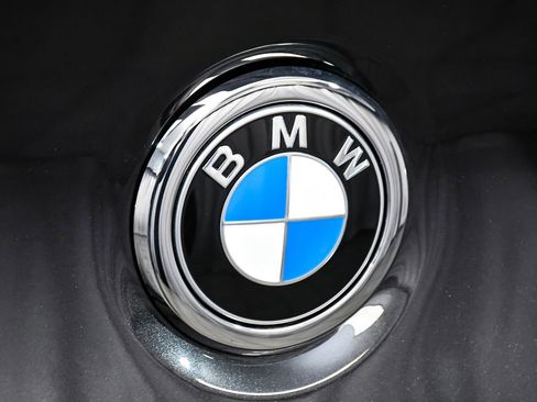 Used 2025 BMW X4 xDrive30i AWD/4WD image 87