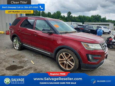 Used 2016 Ford Explorer XLT w/ Equipment Group 202A FWD image 5