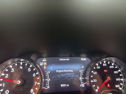 Used 2024 Jeep Compass Limited image 17