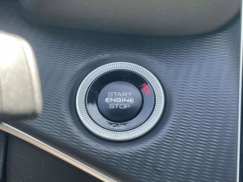 Certified 2025 Jeep Grand Cherokee L Laredo w/ Luxury Tech Group I image 38