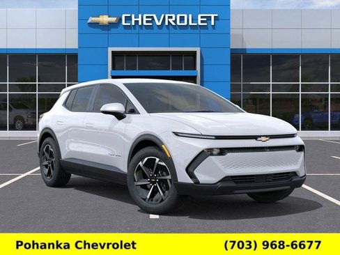 New 2026 Chevrolet Equinox EV LT image 7