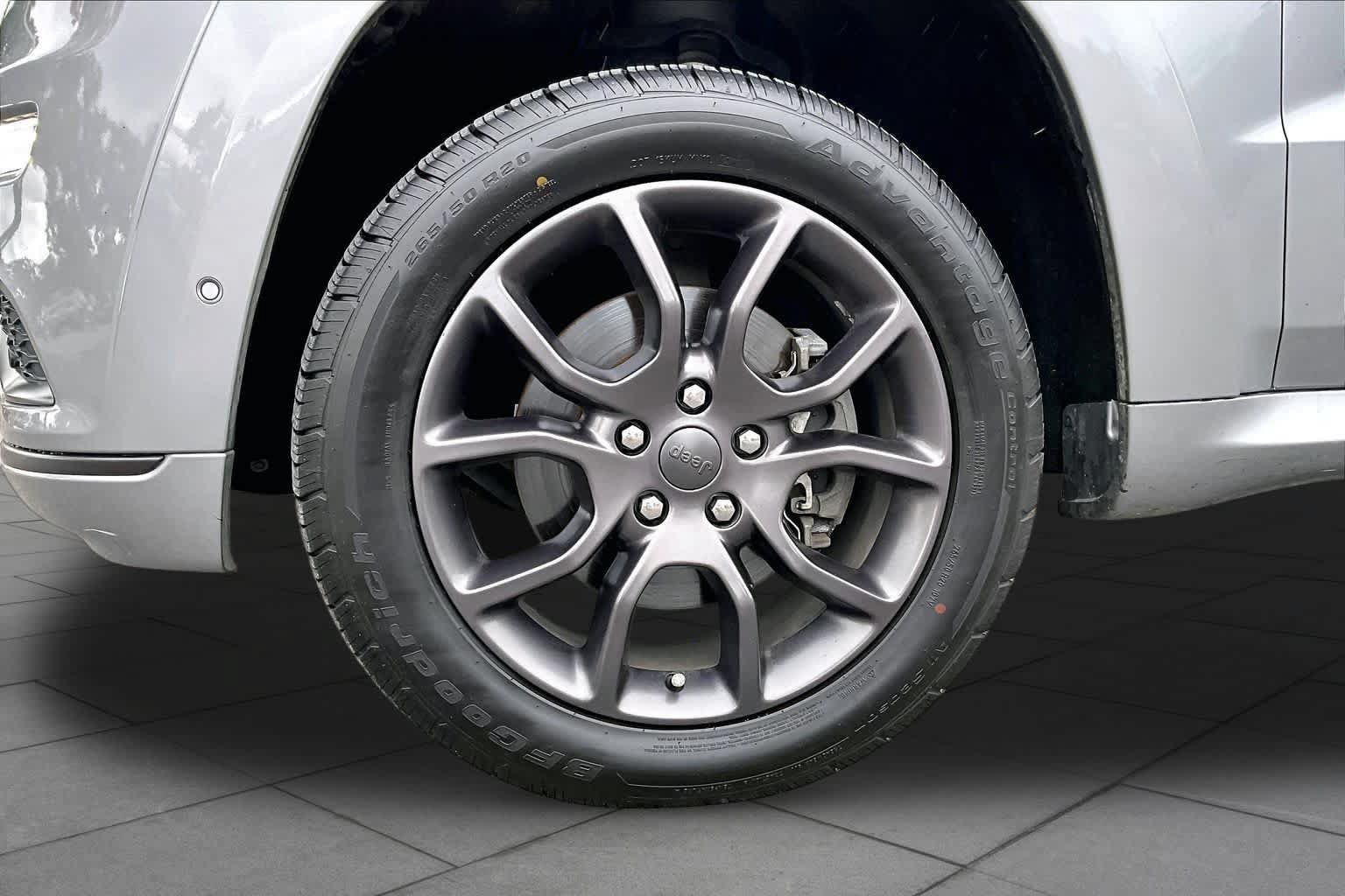 Used 2020 Jeep Grand Cherokee High Altitude AWD/4WD image 10