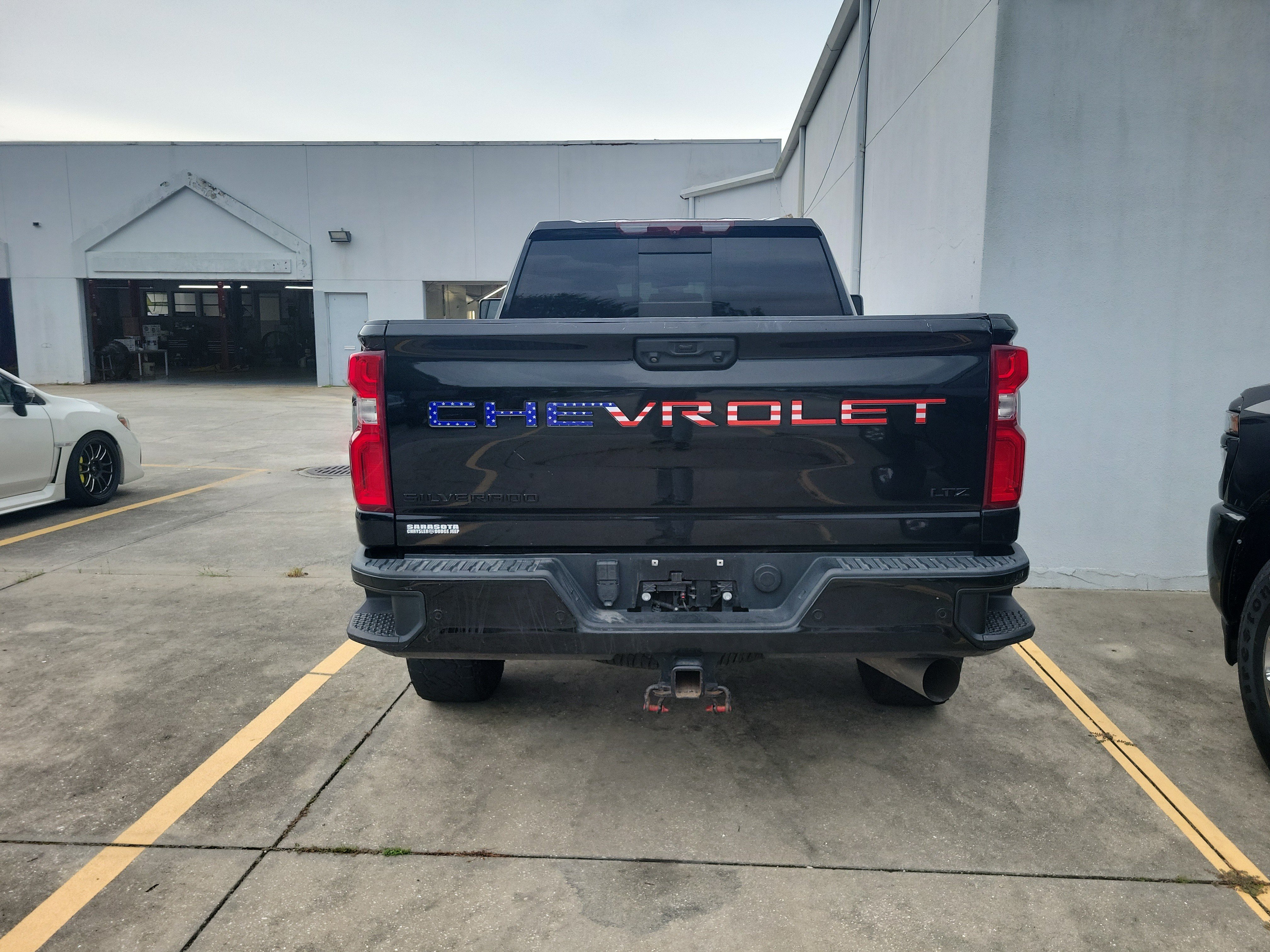 Used 2022 Chevrolet Silverado 2500 LTZ w/ LTZ Plus Package AWD/4WD image 8