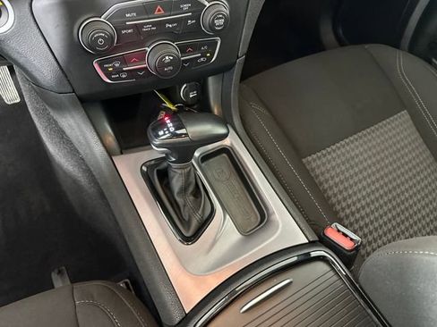 Used 2023 Dodge Charger SXT w/ Blacktop Package image 19