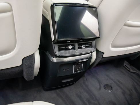 New 2026 Cadillac Vistiq Sport w/ LPO, Floor Liner Package image 18