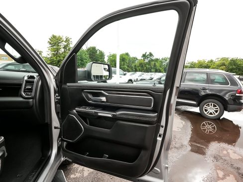 Used 2025 RAM 1500 Laramie w/ Sport Appearance Package AWD/4WD image 14
