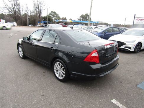 Used 2010 Ford Fusion SEL image 10