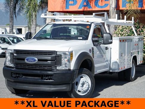 Used 2019 Ford F450 XL w/ XL Value Package image 4