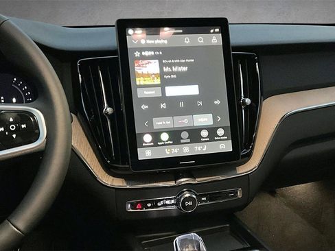 New 2026 Volvo XC60 B5 Plus w/ Protection Package Premier image 6