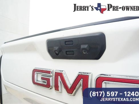 Used 2024 GMC Sierra 2500 AT4X image 24
