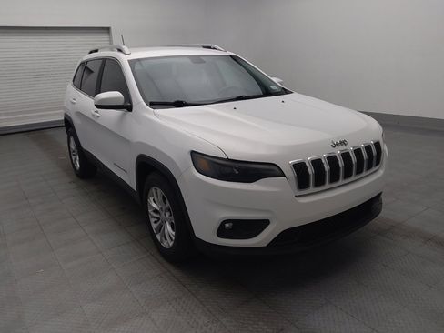 Used 2019 Jeep Cherokee Latitude w/ Popular Appearance Group FWD image 13