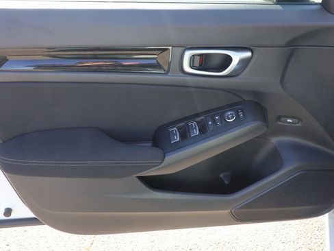Used 2024 Honda Civic EX image 25