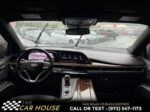 Used 2023 Cadillac Escalade ESV Luxury AWD/4WD image 20