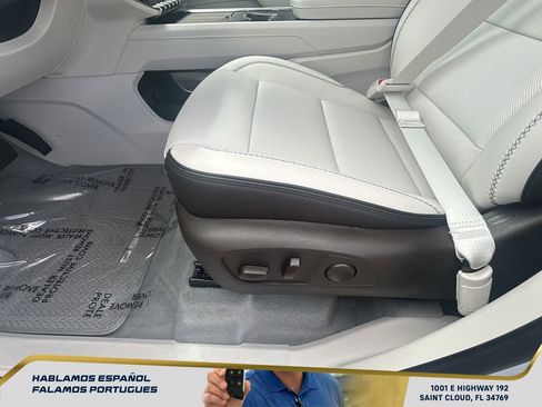 New 2026 GMC Acadia Denali w/ Super Cruise Package FWD image 15