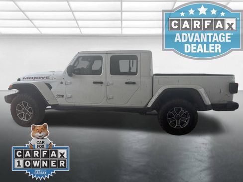 Used 2025 Jeep Gladiator Mojave AWD/4WD image 4