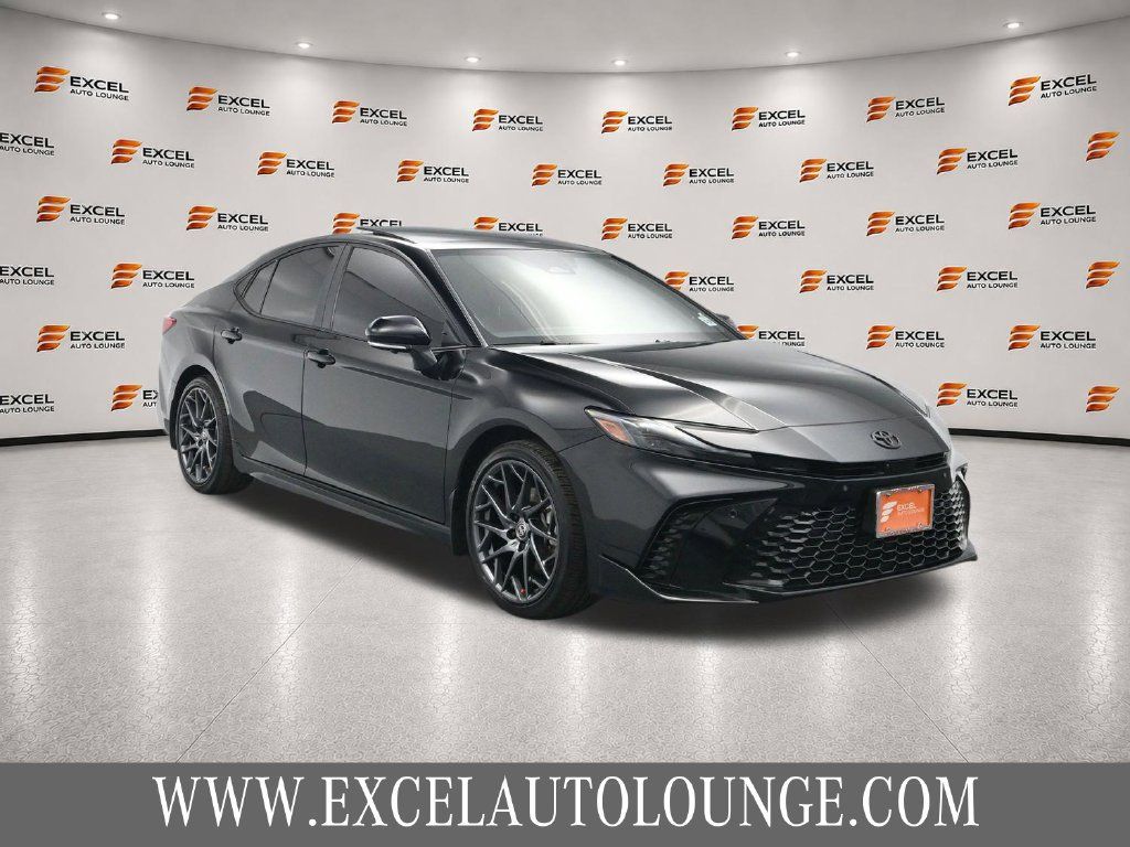 Used 2025 Toyota Camry XSE w/ Premium Plus Package AWD/4WD image 7