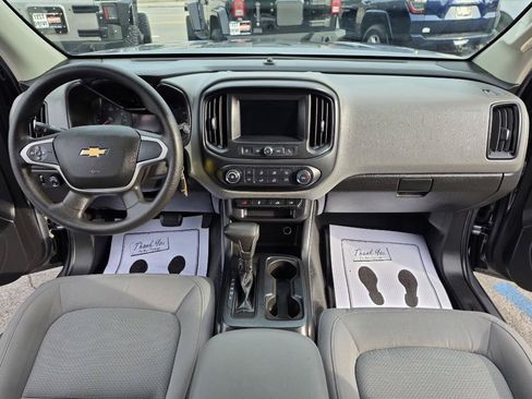 Used 2020 Chevrolet Colorado W/T w/ WT Convenience Package RWD image 24