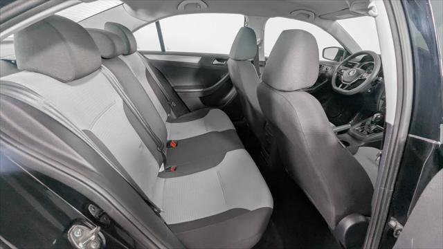 Used 2018 Volkswagen Jetta S FWD image 21