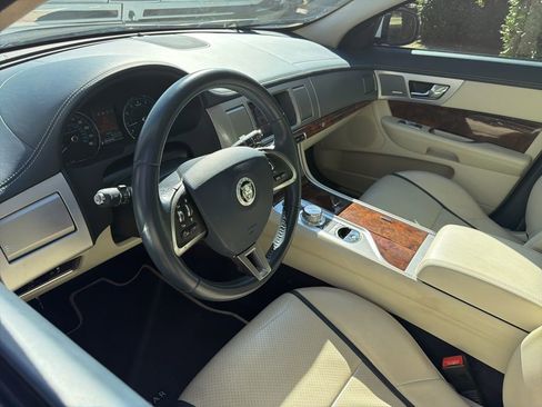Used 2013 Jaguar XF 3.0 image 21