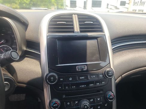 Used 2016 Chevrolet Malibu LTZ image 15