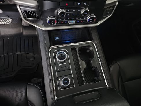 Used 2023 Ford Expedition XLT AWD/4WD image 23