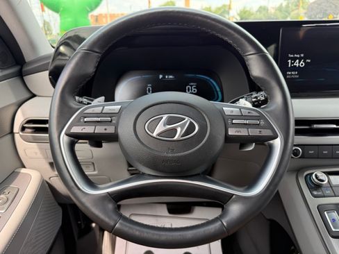 Used 2025 Hyundai Palisade SEL FWD image 20