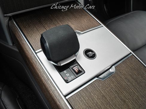Used 2024 Land Rover Range Rover SE AWD/4WD image 17