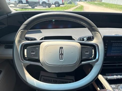 Used 2024 Lincoln Nautilus Premier w/ Equipment Group 102A AWD/4WD image 34