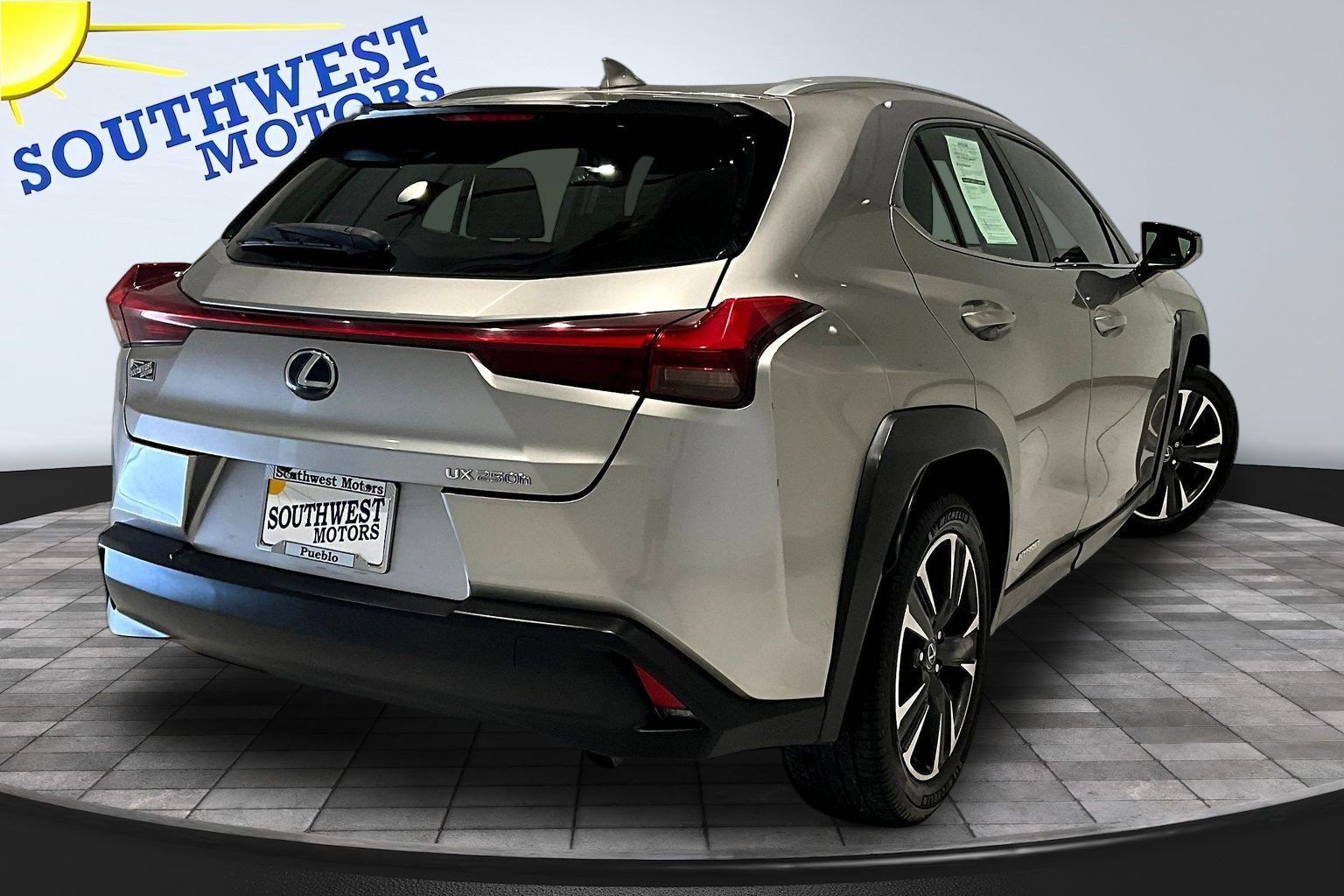 Used 2019 Lexus UX 250h w/ Accessory Package 2 AWD/4WD image 7